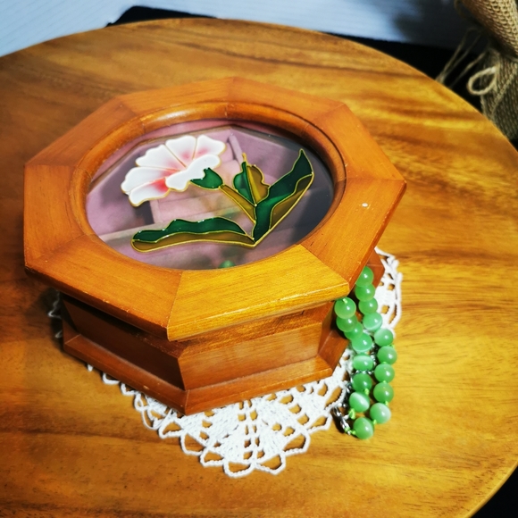 Vintage Octagonal Wooden Jewelry Box with Faux Stained Glass Lid - Picture 13 of 16